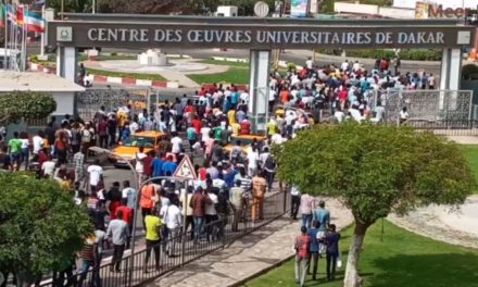 Revendiquer sans détruire : La voie pacifique que les étudiants ont oubliée